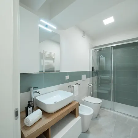 Mama Janet * Μπολόνια